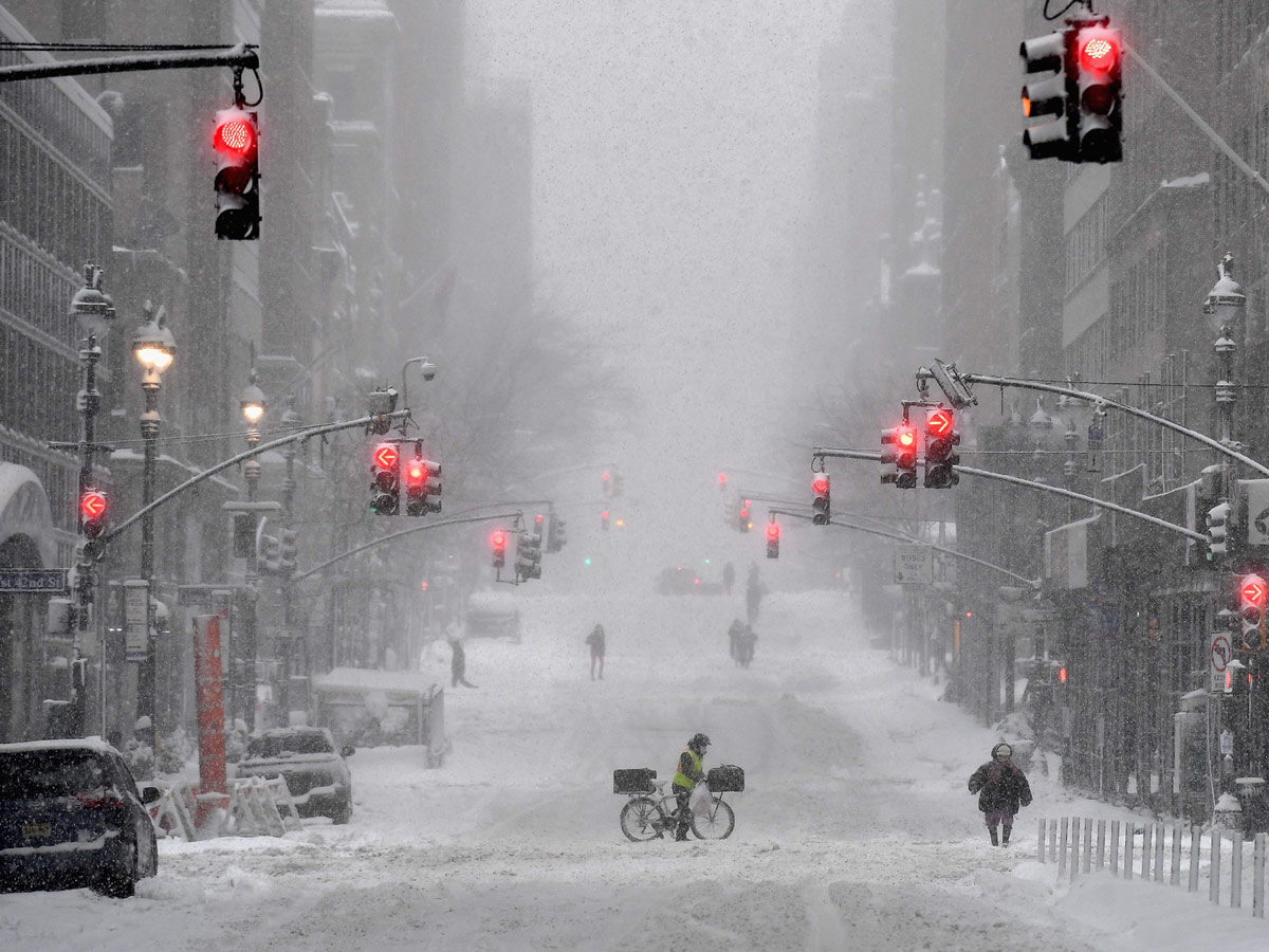 Scary Blizzard in New York city, USA (Feb 01, 2021) Snow Storm in Central New York - Sakshi3