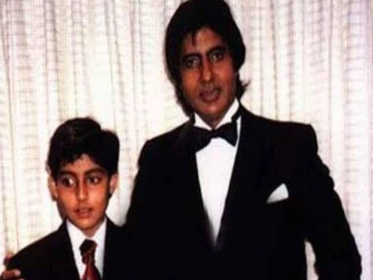 Amitabh Bachchan wishes Abhishek Bachchan on 45th birthday Photes - Sakshi3