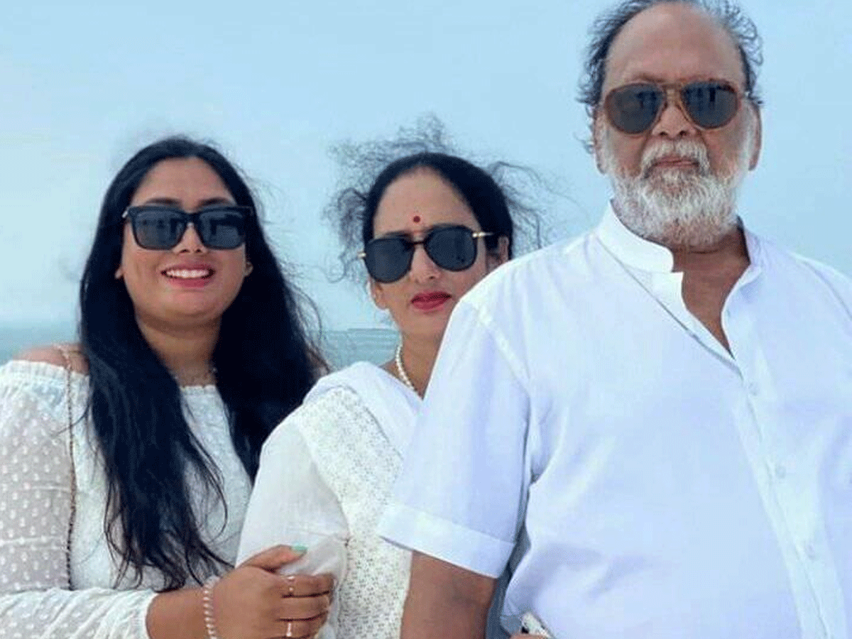 Krishnam Raju Family Maldives Vacation Photo Gallery - Sakshi4