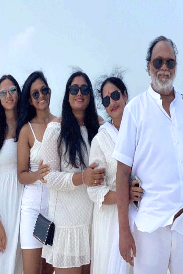 Krishnam Raju Family Maldives Vacation Photo Gallery - Sakshi9