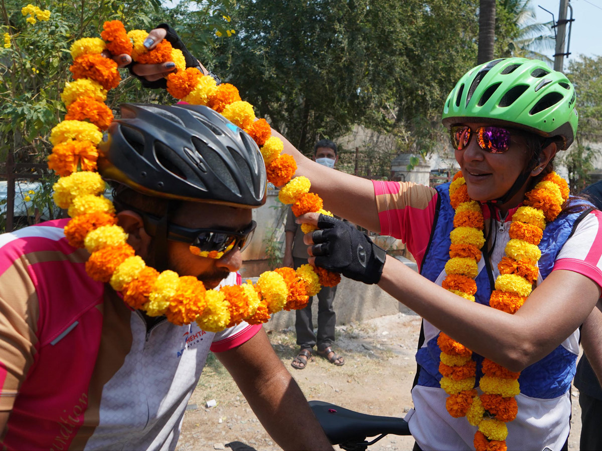 Manchu Lakshmi Completes 100km Cycle Ride Photo Gallery - Sakshi15