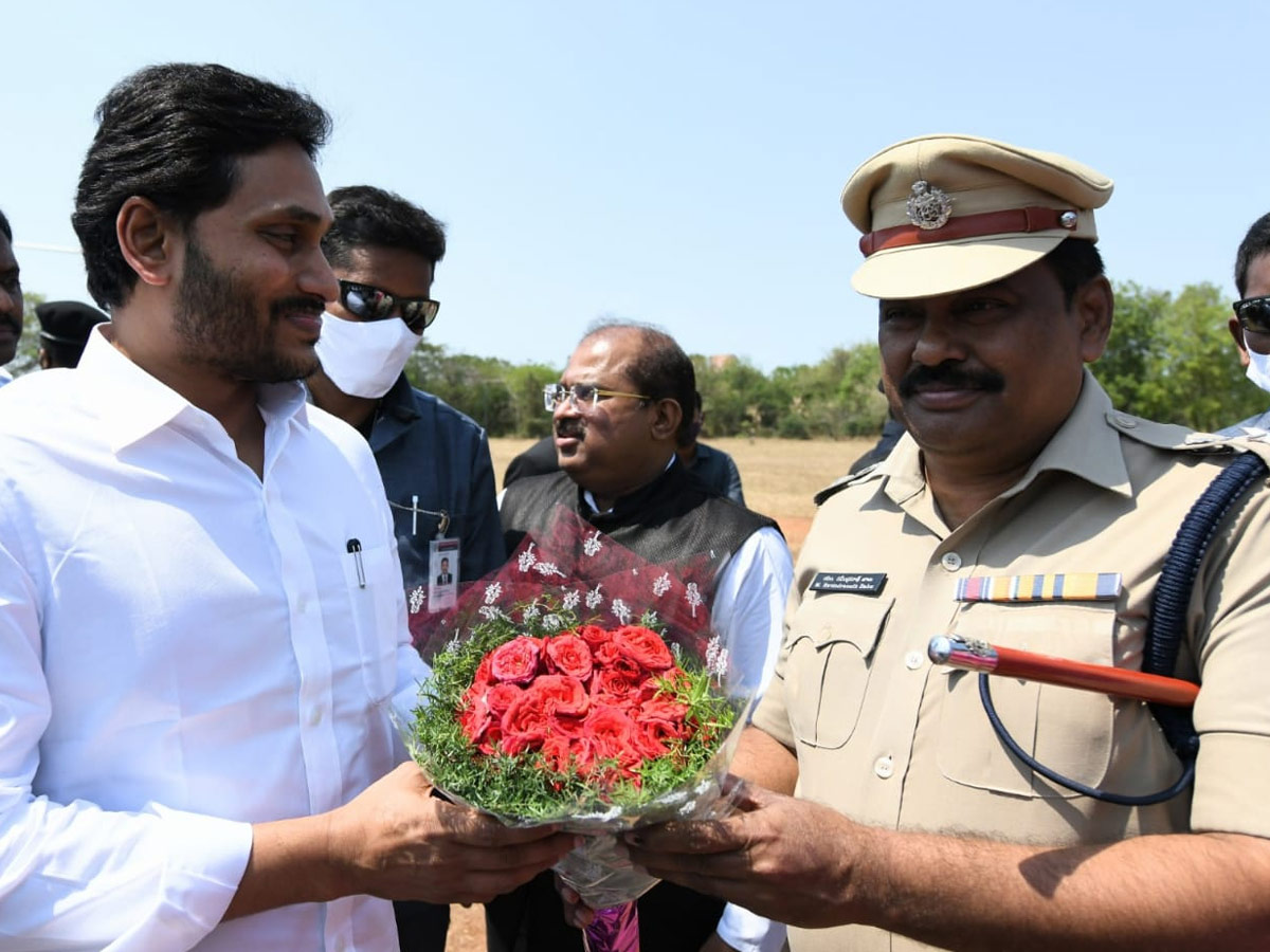 CM YS Jagan Participating In Shivratri Celebrations At Gudivada Photo Gallery - Sakshi15