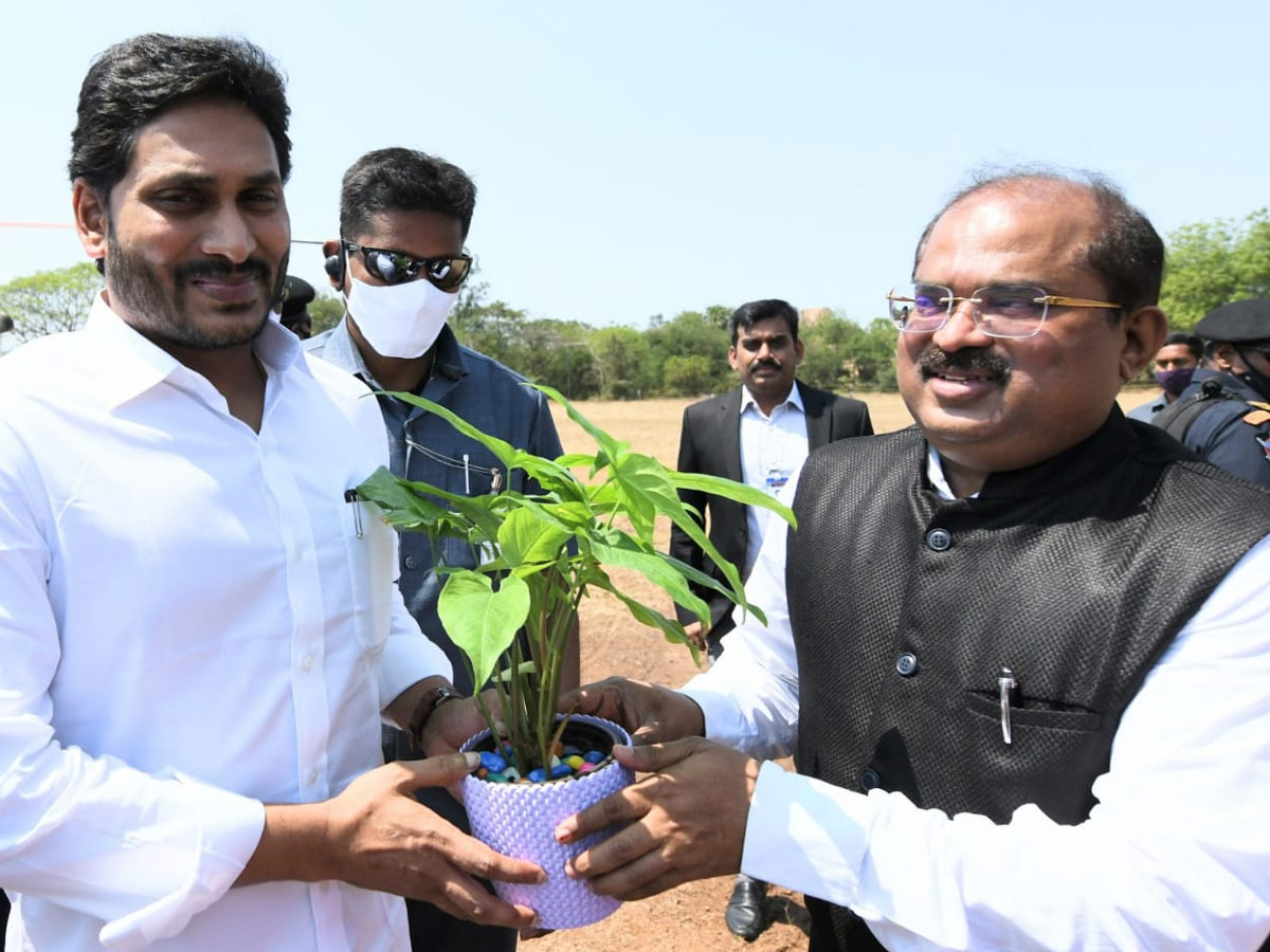 CM YS Jagan Participating In Shivratri Celebrations At Gudivada Photo Gallery - Sakshi16