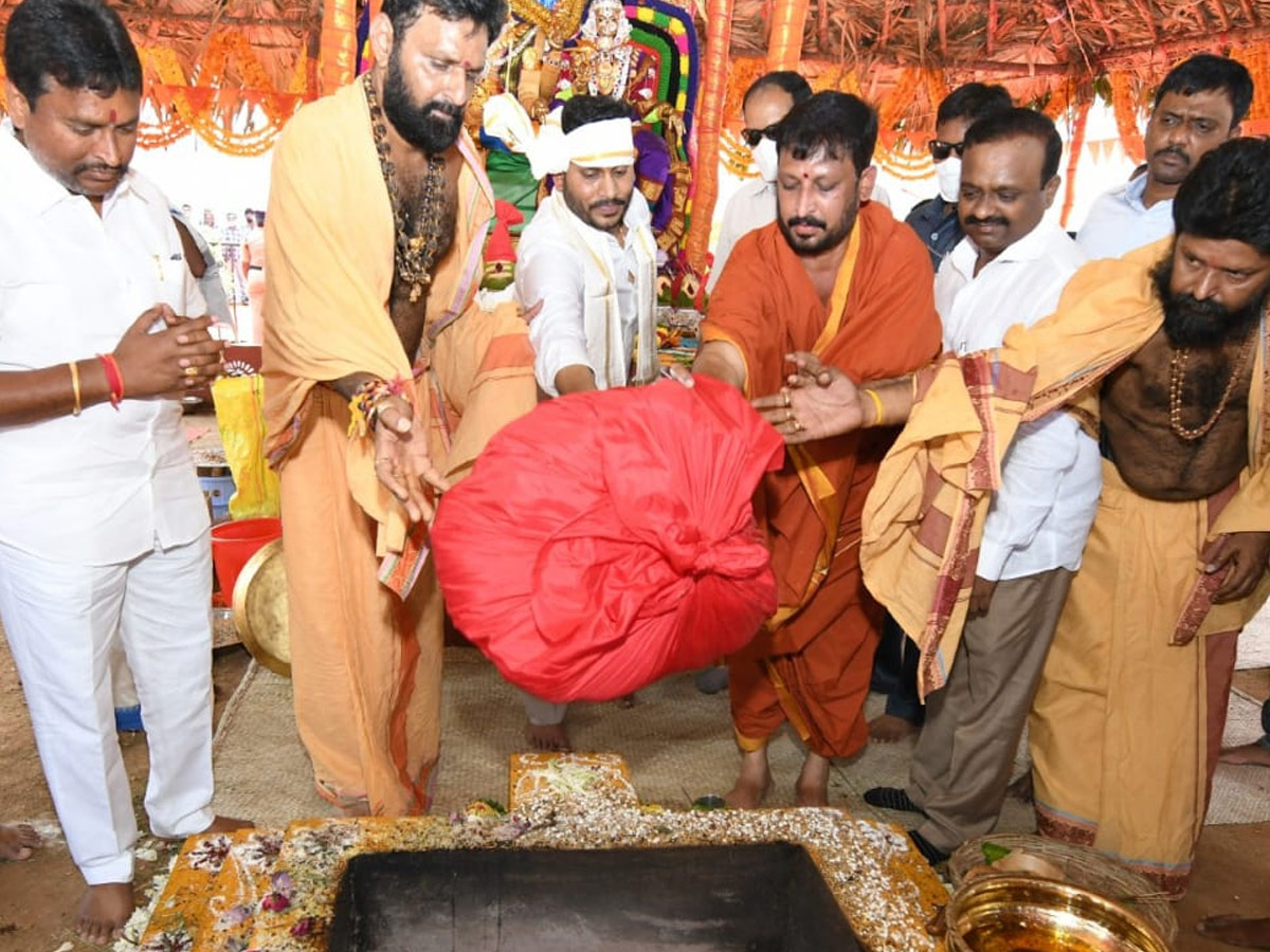 CM YS Jagan Participating In Shivratri Celebrations At Gudivada Photo Gallery - Sakshi5