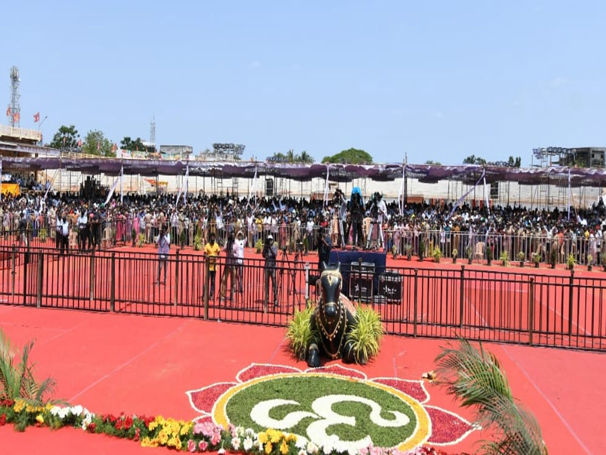 CM YS Jagan Participating In Shivratri Celebrations At Gudivada Photo Gallery - Sakshi8