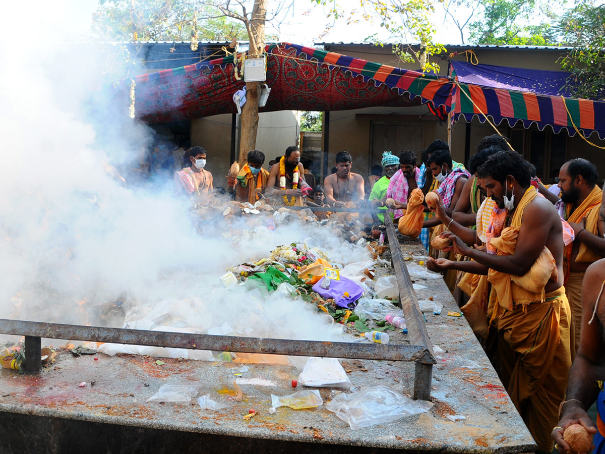 Maha Shivaratri Celebrations At Srisailam Mallikarjuna Swamy Temple Photo Gallery - Sakshi26