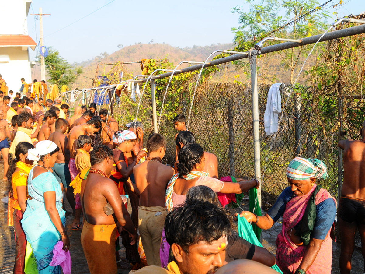 Maha Shivaratri Celebrations At Srisailam Mallikarjuna Swamy Temple Photo Gallery - Sakshi37