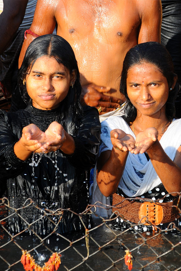 Maha Shivaratri Celebrations At Srisailam Mallikarjuna Swamy Temple Photo Gallery - Sakshi41