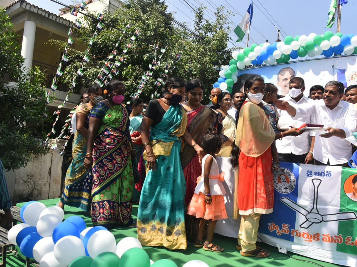 YSR Congress Party 11th Foundation Day Celebrations At Party Office - Sakshi8