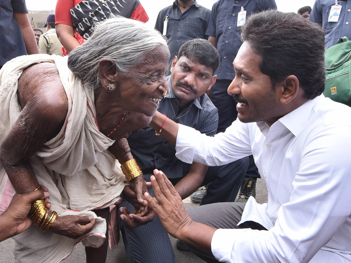 YSR Congress Party Celebrates 11th Formation Day  - Sakshi16