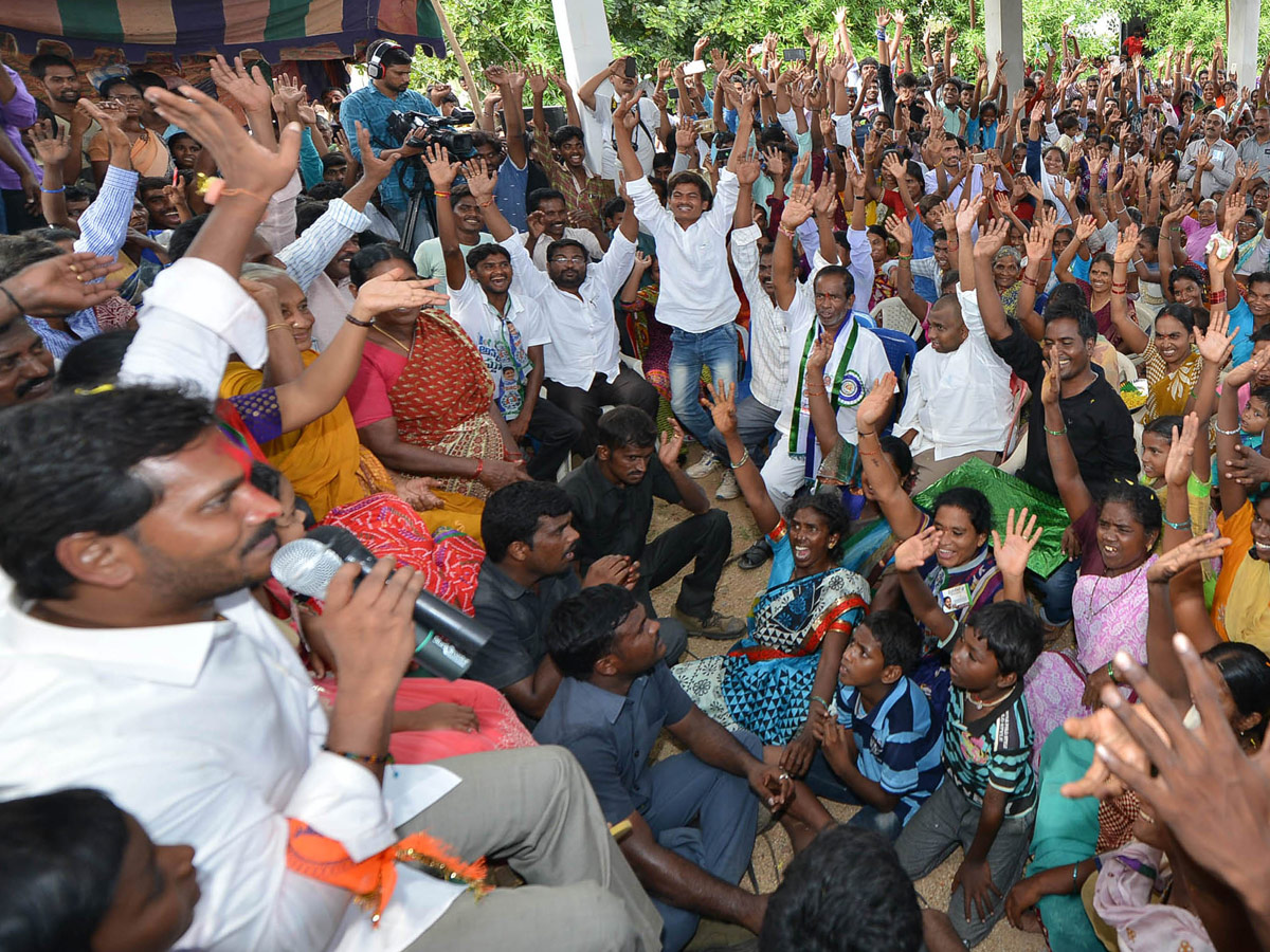 YSR Congress Party Celebrates 11th Formation Day  - Sakshi10