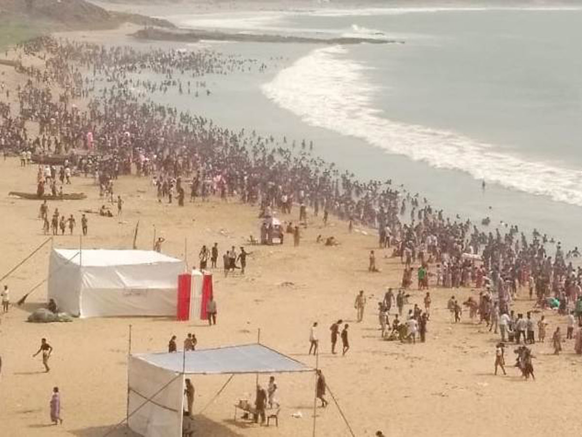 Visakhapatnam Rk Beach Photo Gallery - Sakshi10