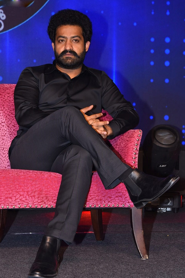 “Evaru Meelo Koteeswarulu” Be Hosted By Young Tiger NTR Press Meet Photo Galler - Sakshi18