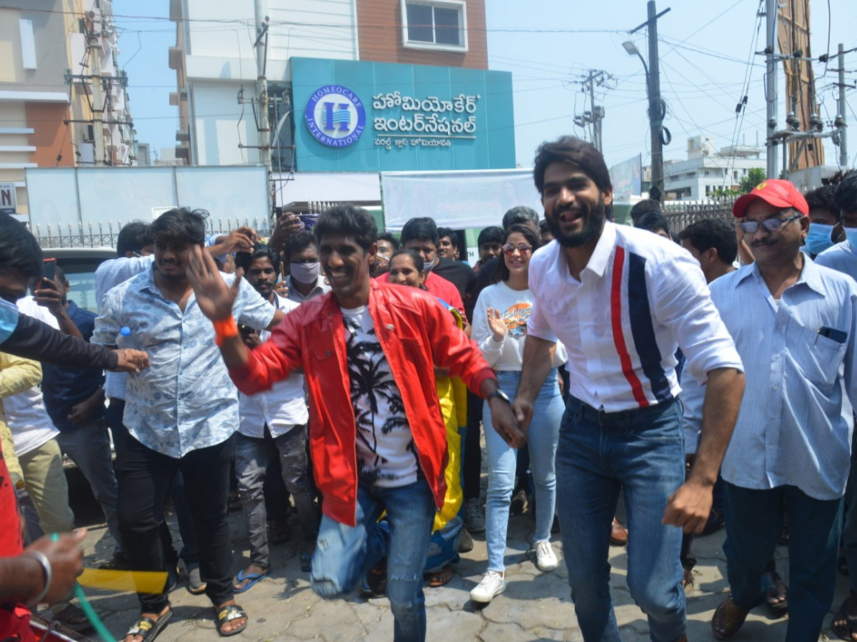 Chaavu Kaburu Challaga Grand Release Tour - Sakshi1