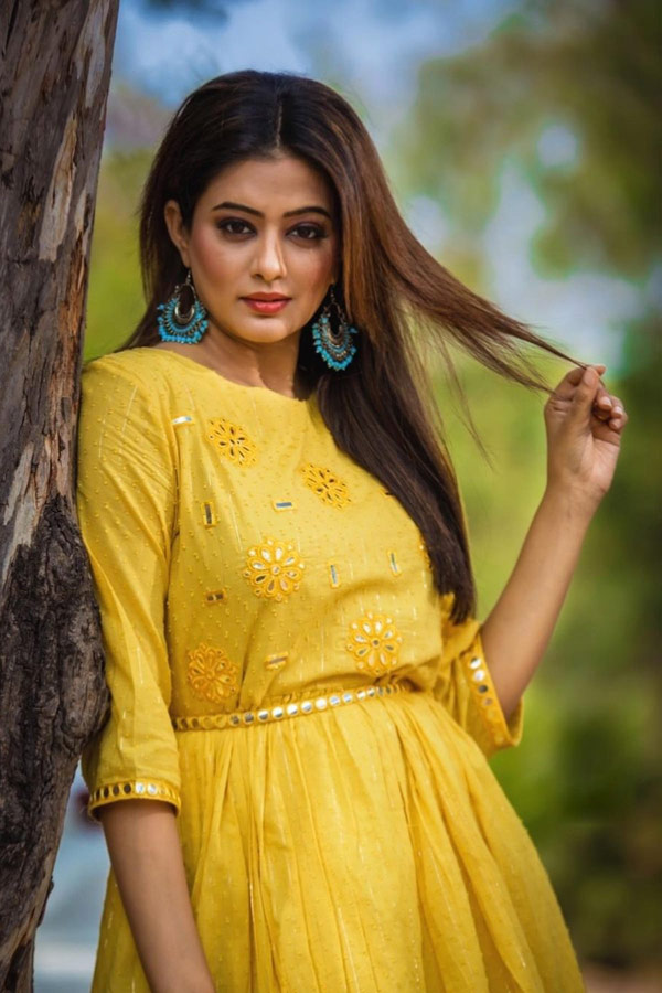 priyamani Beautiful Photo Gallery - Sakshi31