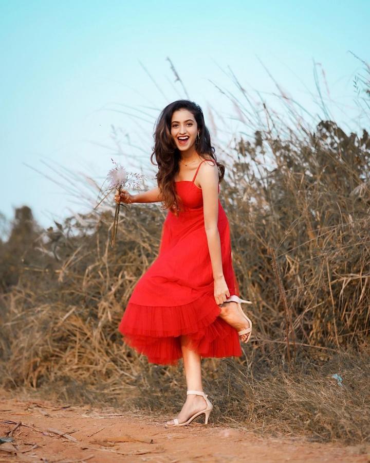 tik tok star deepika pilli photo gallery - Sakshi6