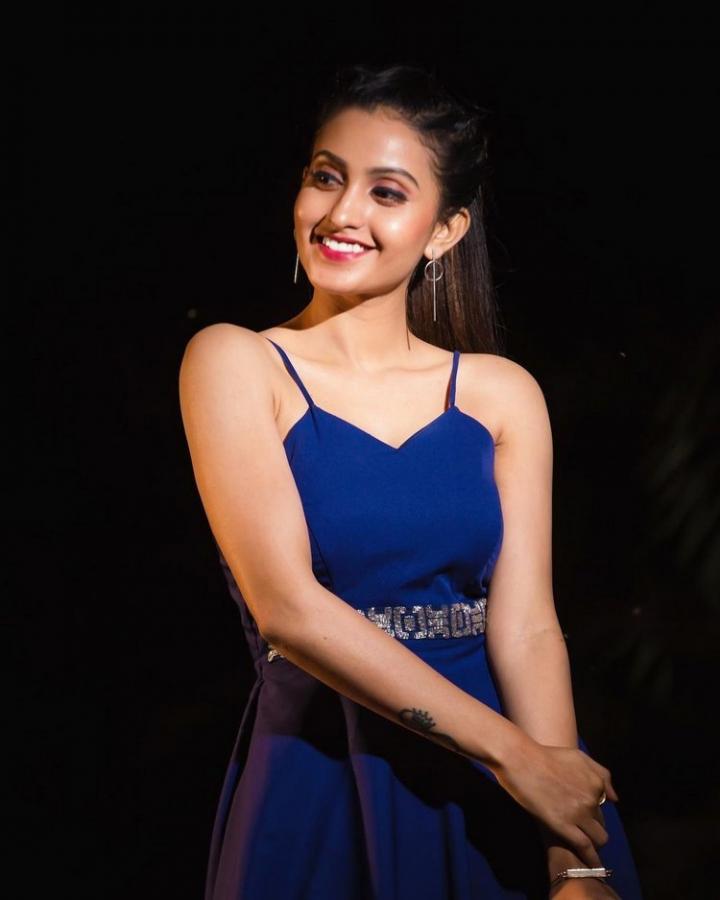tik tok star deepika pilli photo gallery - Sakshi15