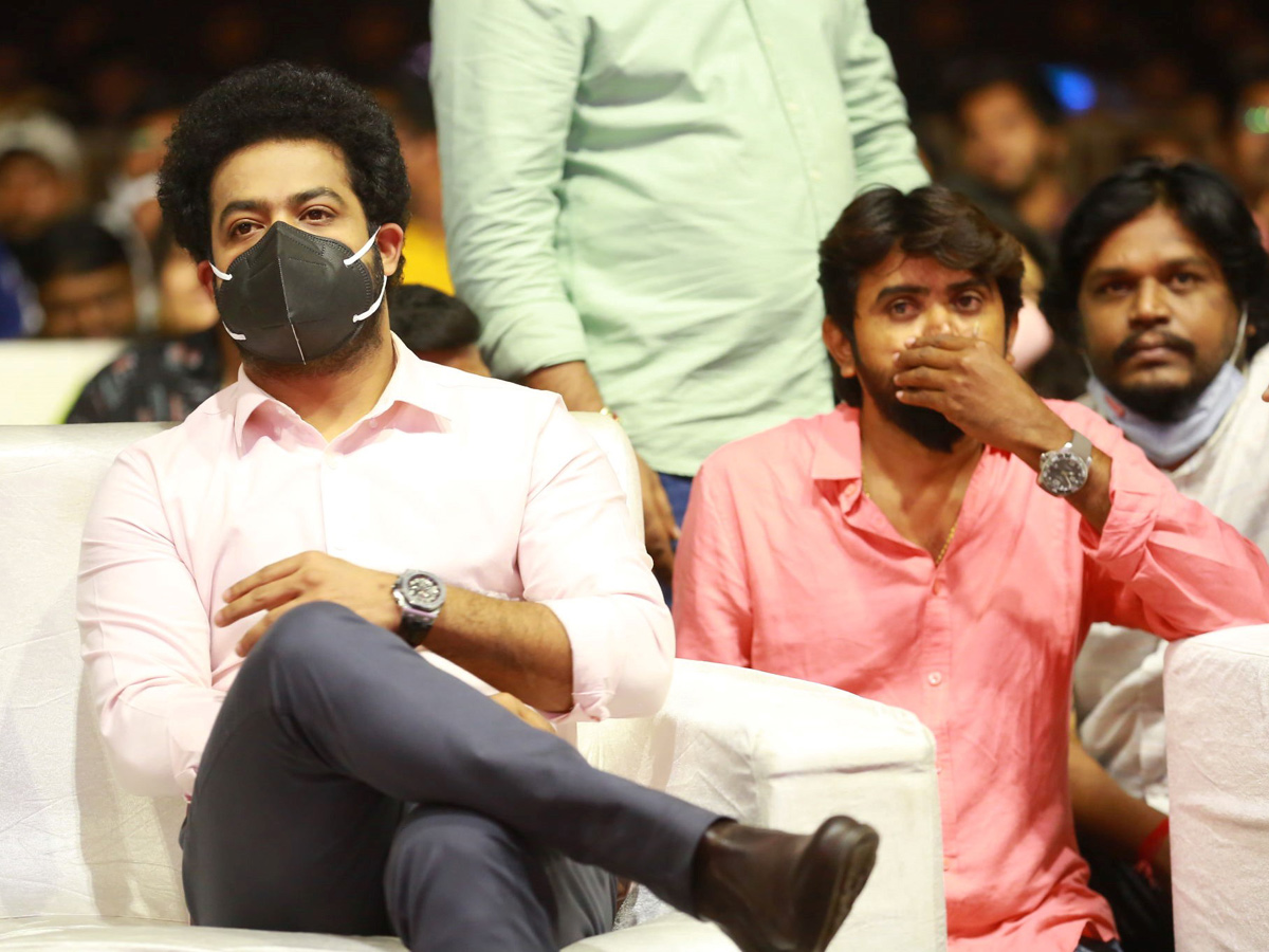 Thellavarithe Guruvaram Pre Release Event Pics - Sakshi10