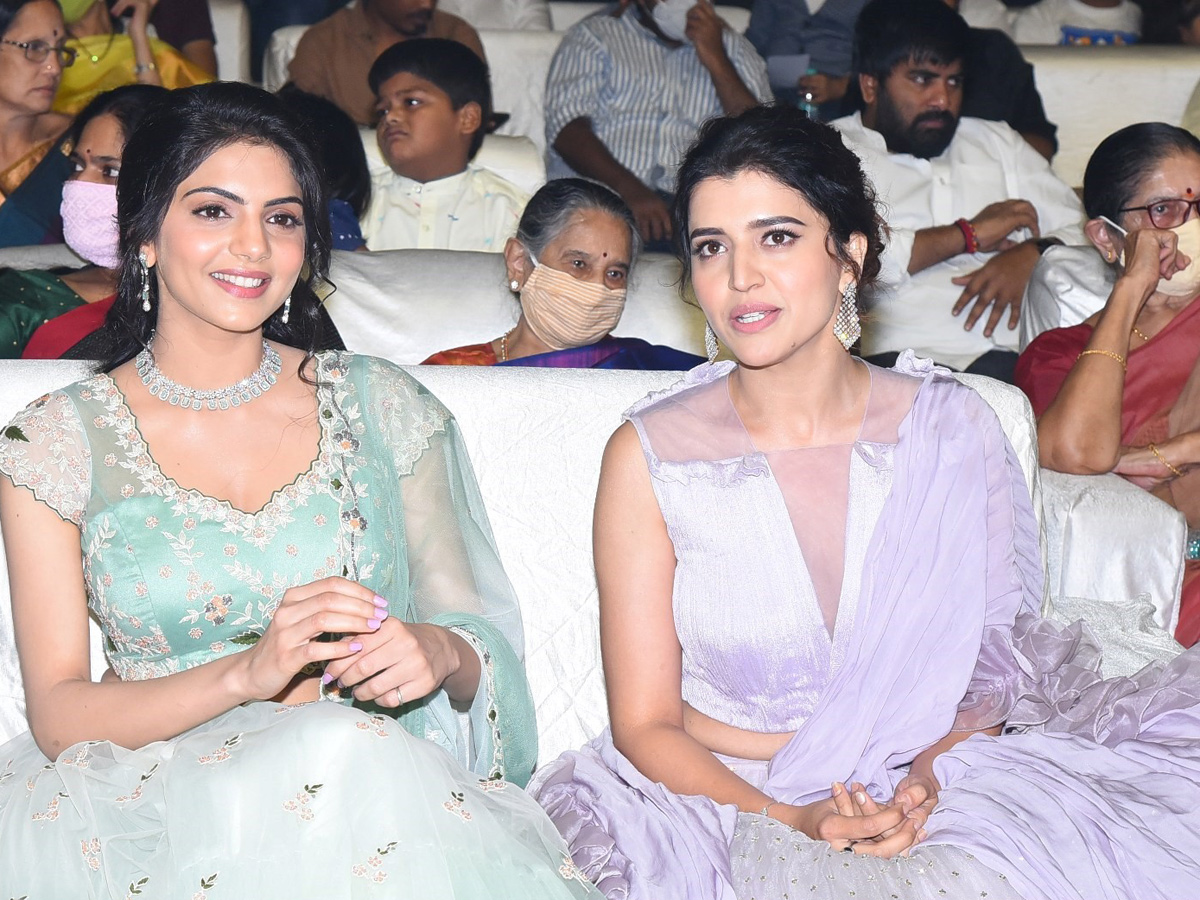 Thellavarithe Guruvaram Pre Release Event Pics - Sakshi12