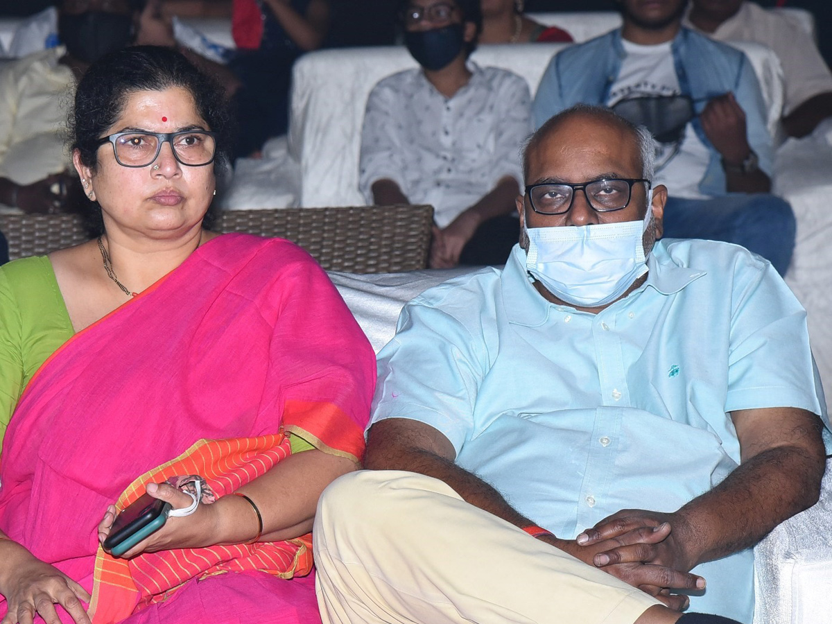 Thellavarithe Guruvaram Pre Release Event Pics - Sakshi14