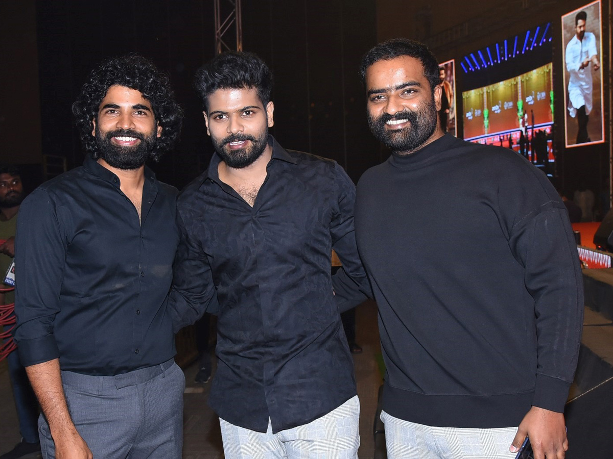 Thellavarithe Guruvaram Pre Release Event Pics - Sakshi16