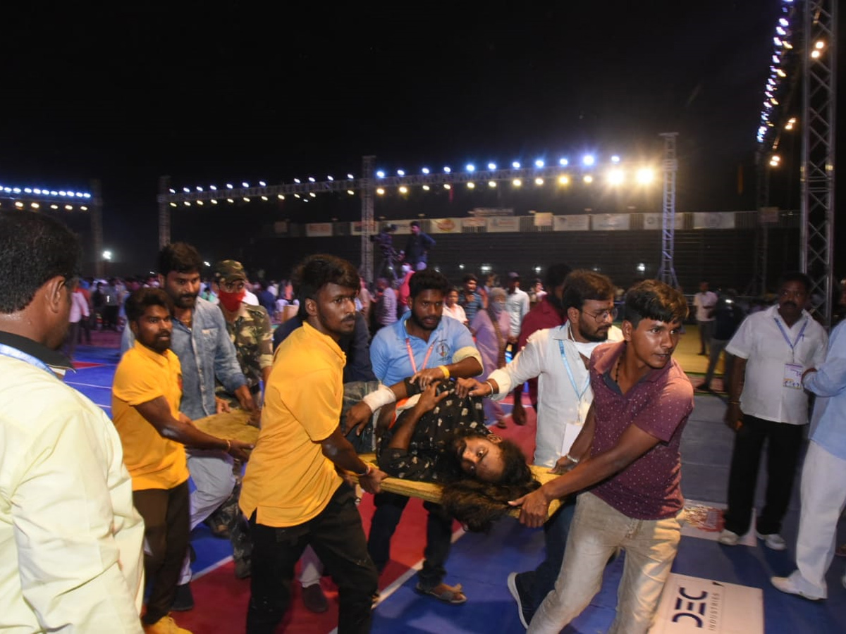 Stand Collapses At Kabaddi Championship in Suryapet - Sakshi27