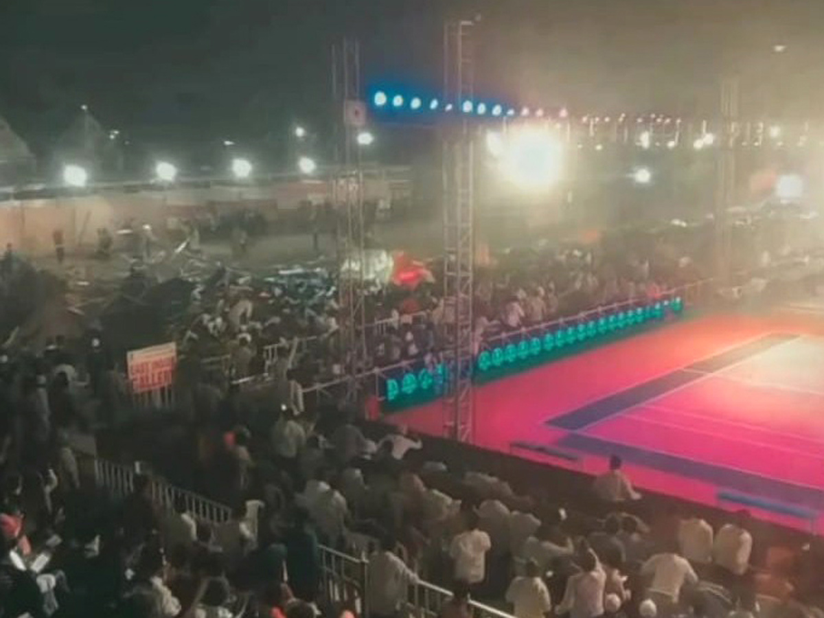 Stand Collapses At Kabaddi Championship in Suryapet - Sakshi4