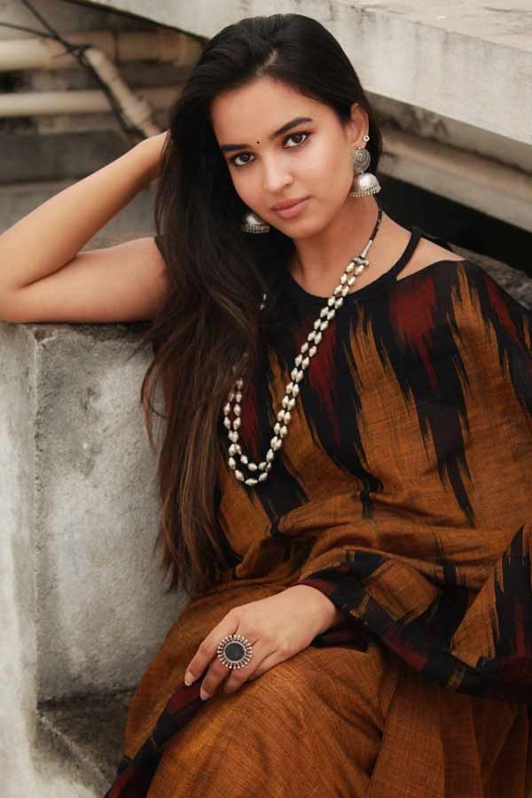 Rangasthalam Fame Pujita Ponnada Photo Gallery - Sakshi10