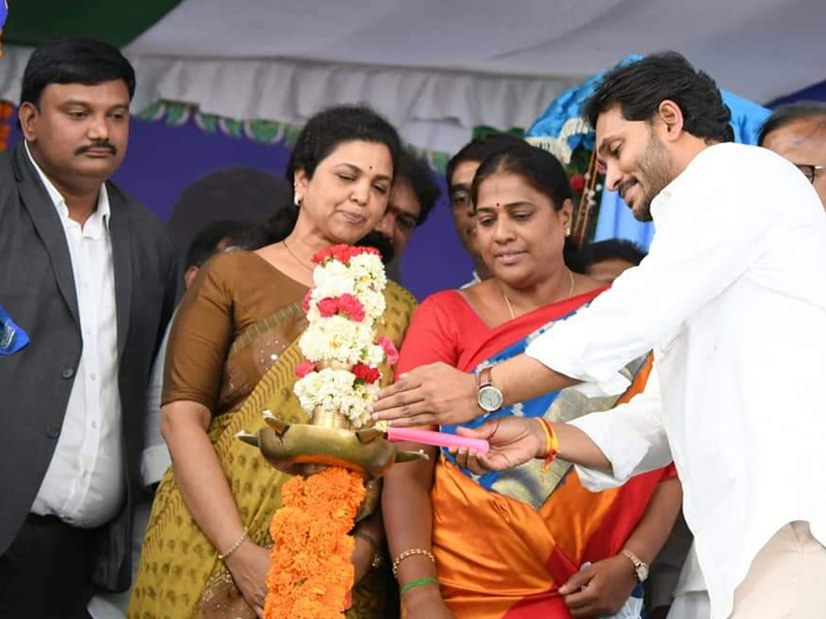 AP CM YS Jagan To Inaugurate Orvakal Airport in Kurnool Photo Gallery - Sakshi7