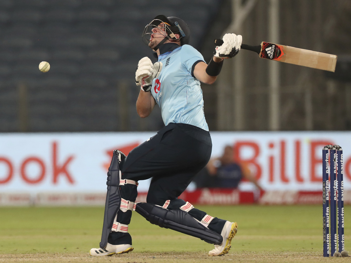 England beat India by 6 wickets to level series Photo Gallery - Sakshi3