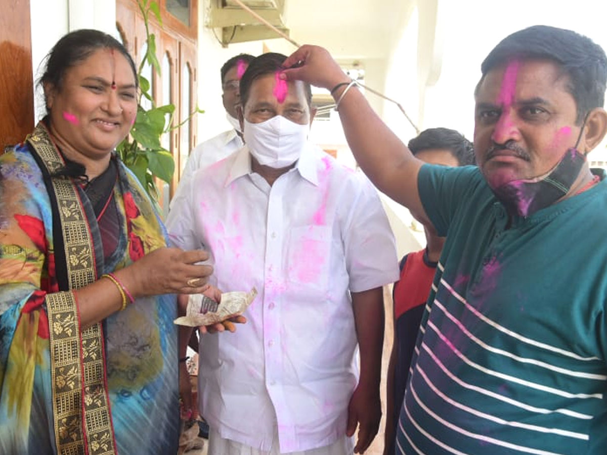 Holi Celebrations In Telangana Photo Gallery - Sakshi11