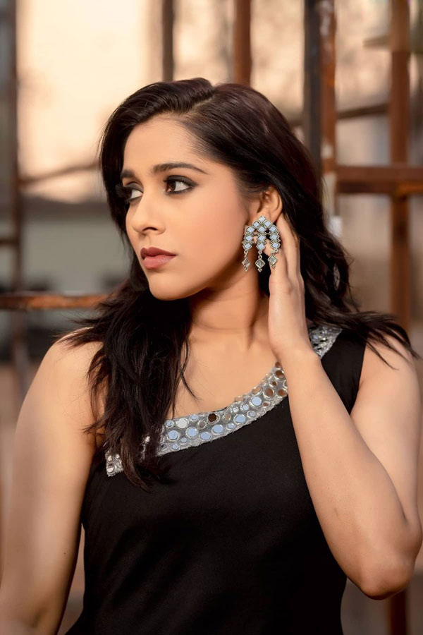 Rashmi Gautam Latest Photo Gallery - Sakshi9