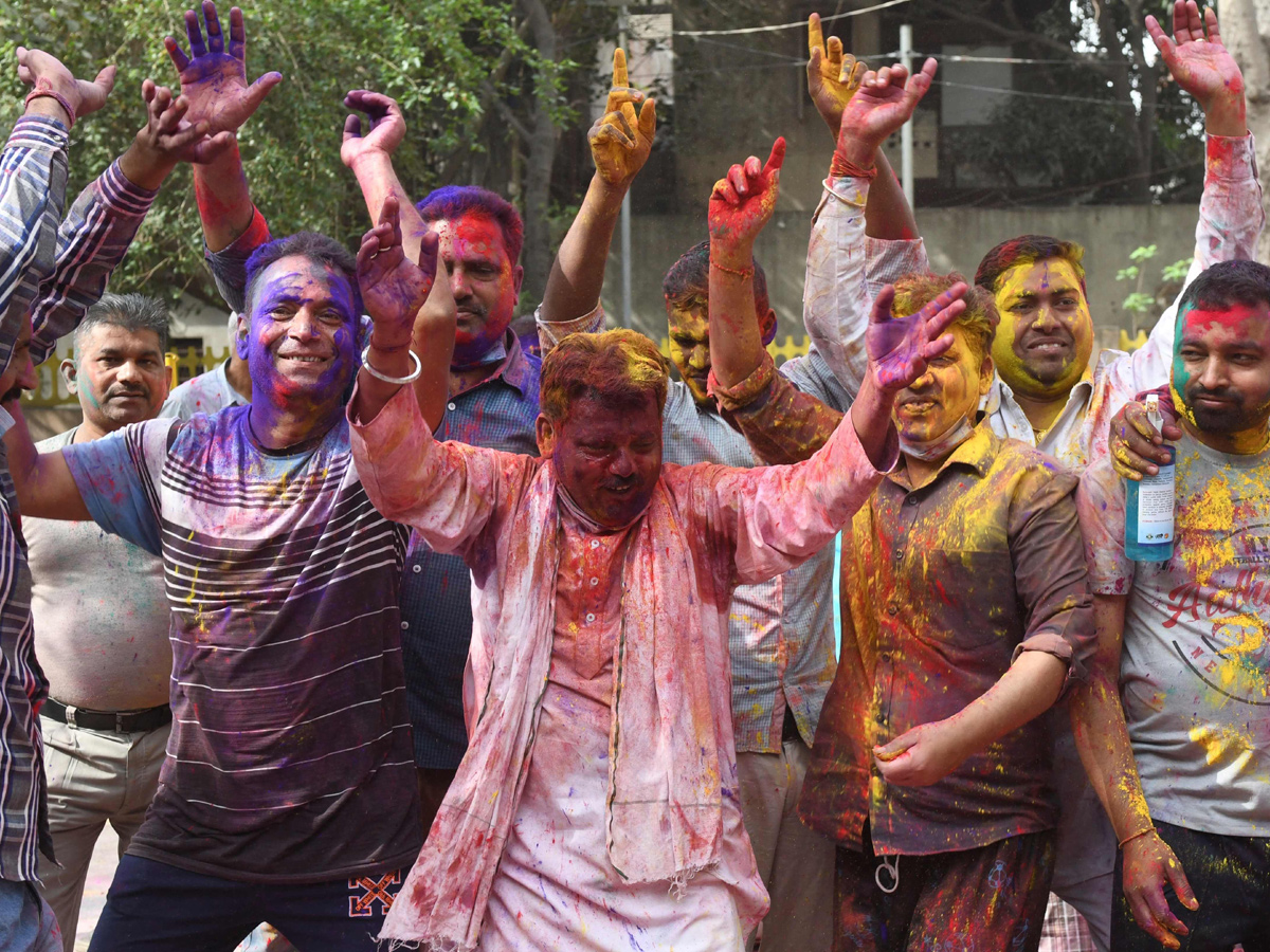 Festival Of Colors In India - Sakshi11