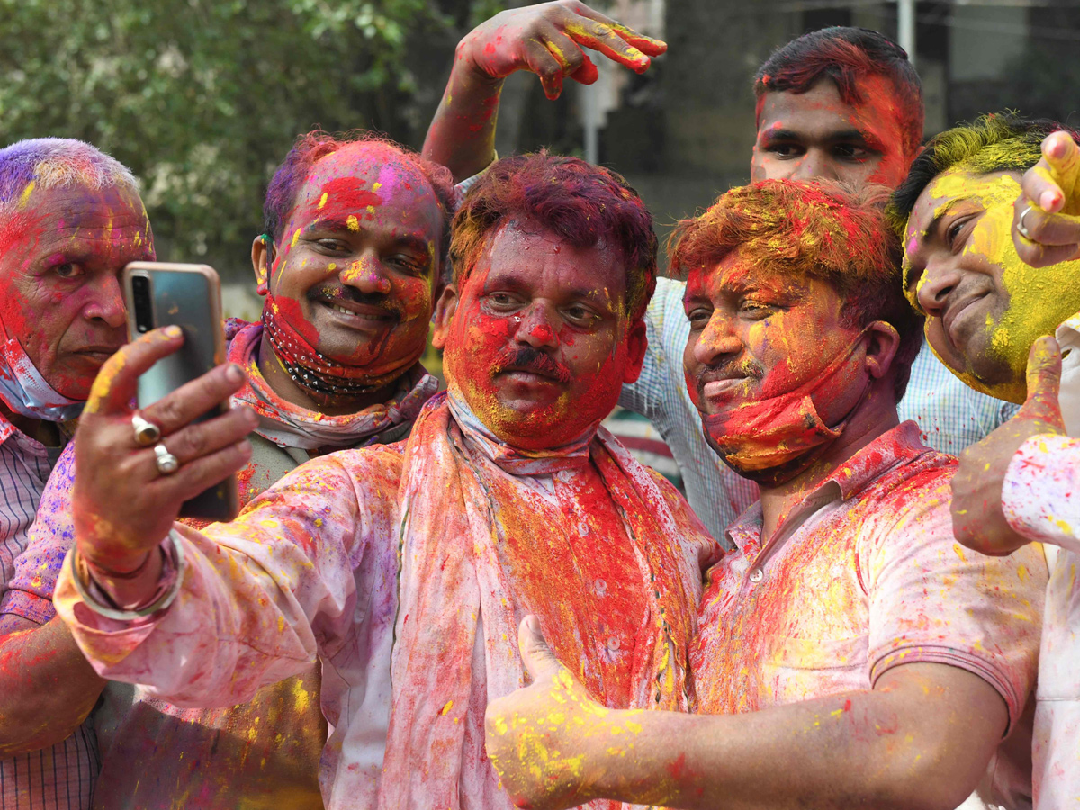 Festival Of Colors In India - Sakshi2