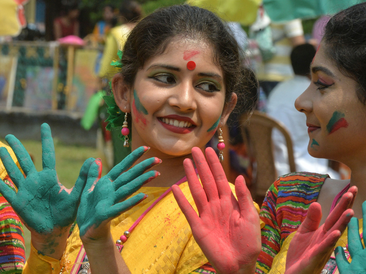 Festival Of Colors In India - Sakshi1