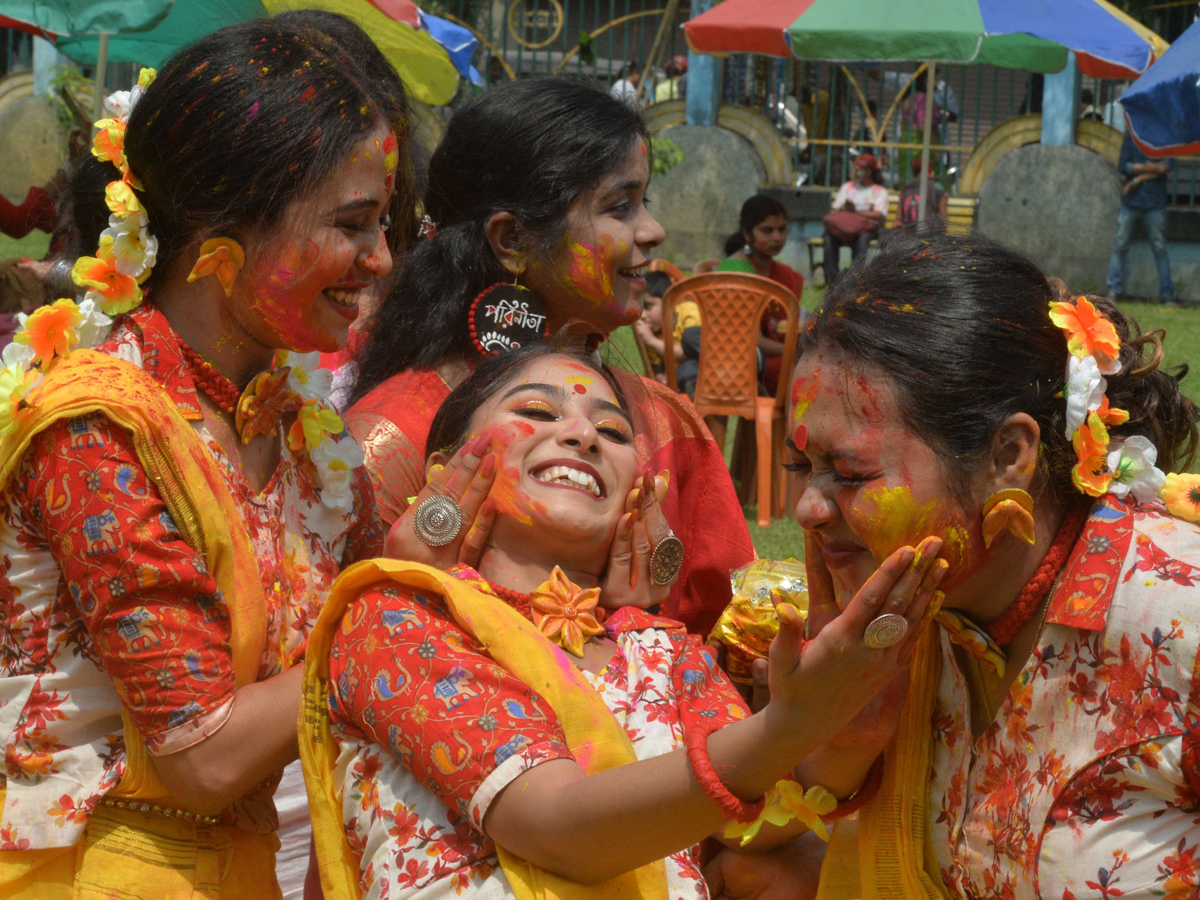 Festival Of Colors In India - Sakshi12