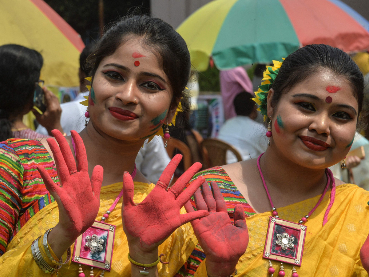 Festival Of Colors In India - Sakshi13