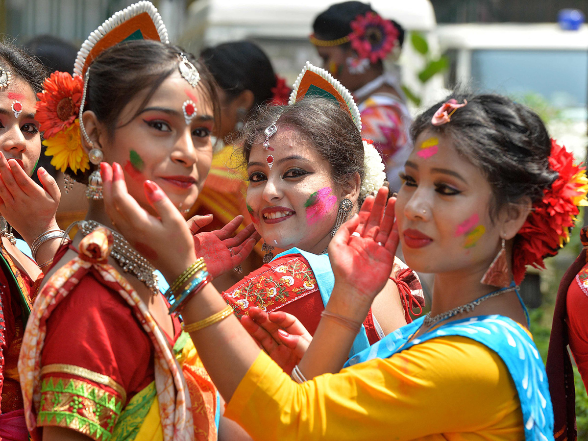 Festival Of Colors In India - Sakshi14