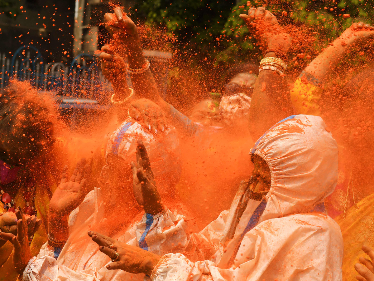 Festival Of Colors In India - Sakshi29