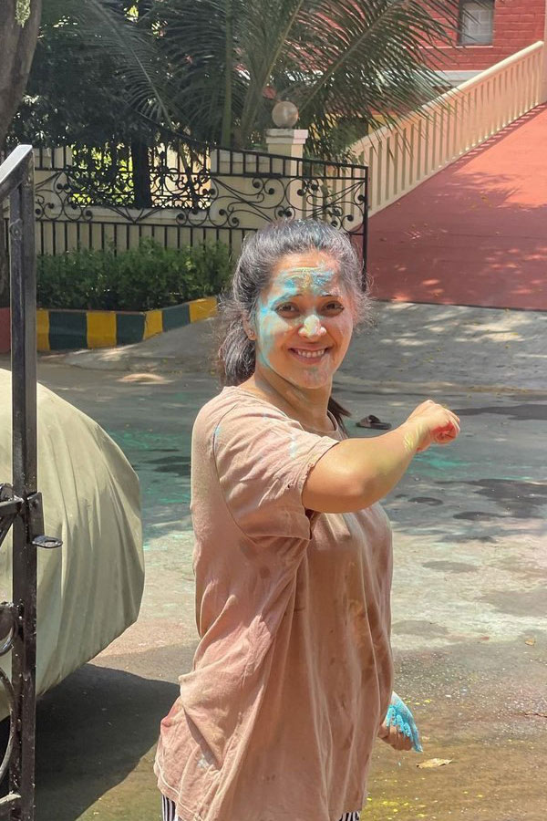 Holi 2021:Celebrities Paint The Town With Colors Photo Gallery - Sakshi15