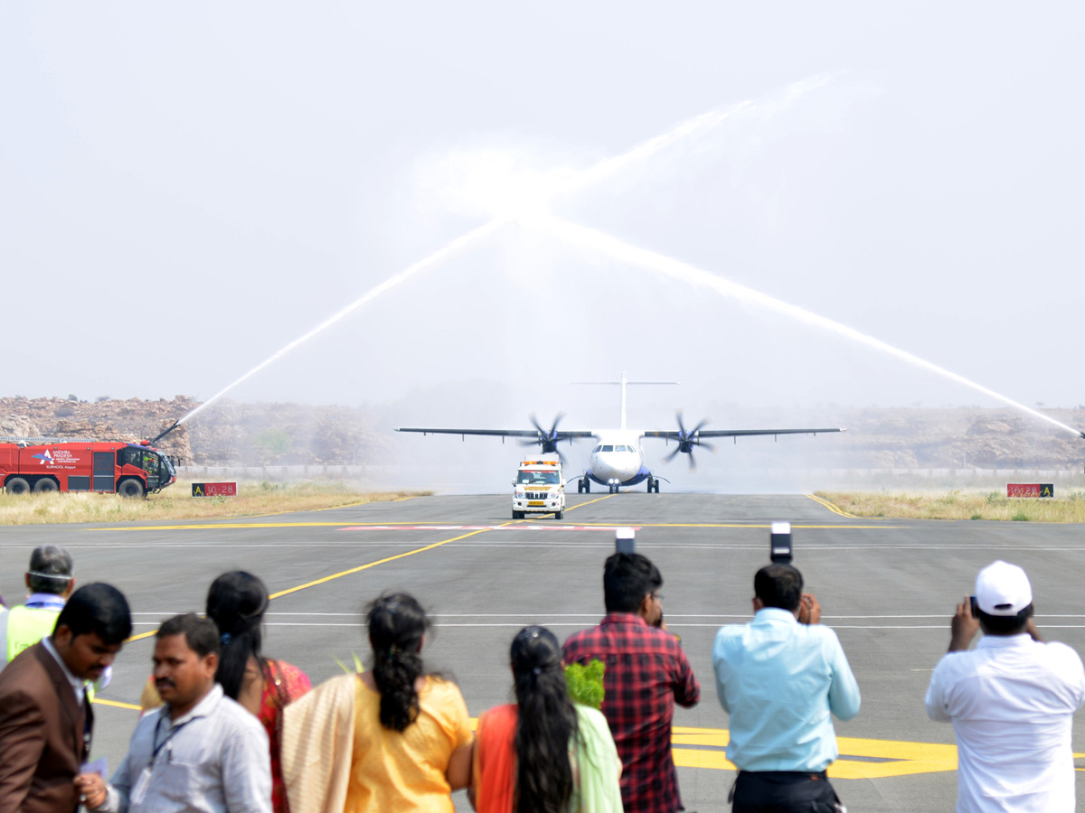 IndiGo to Start Flights Between Kurnool - Sakshi35