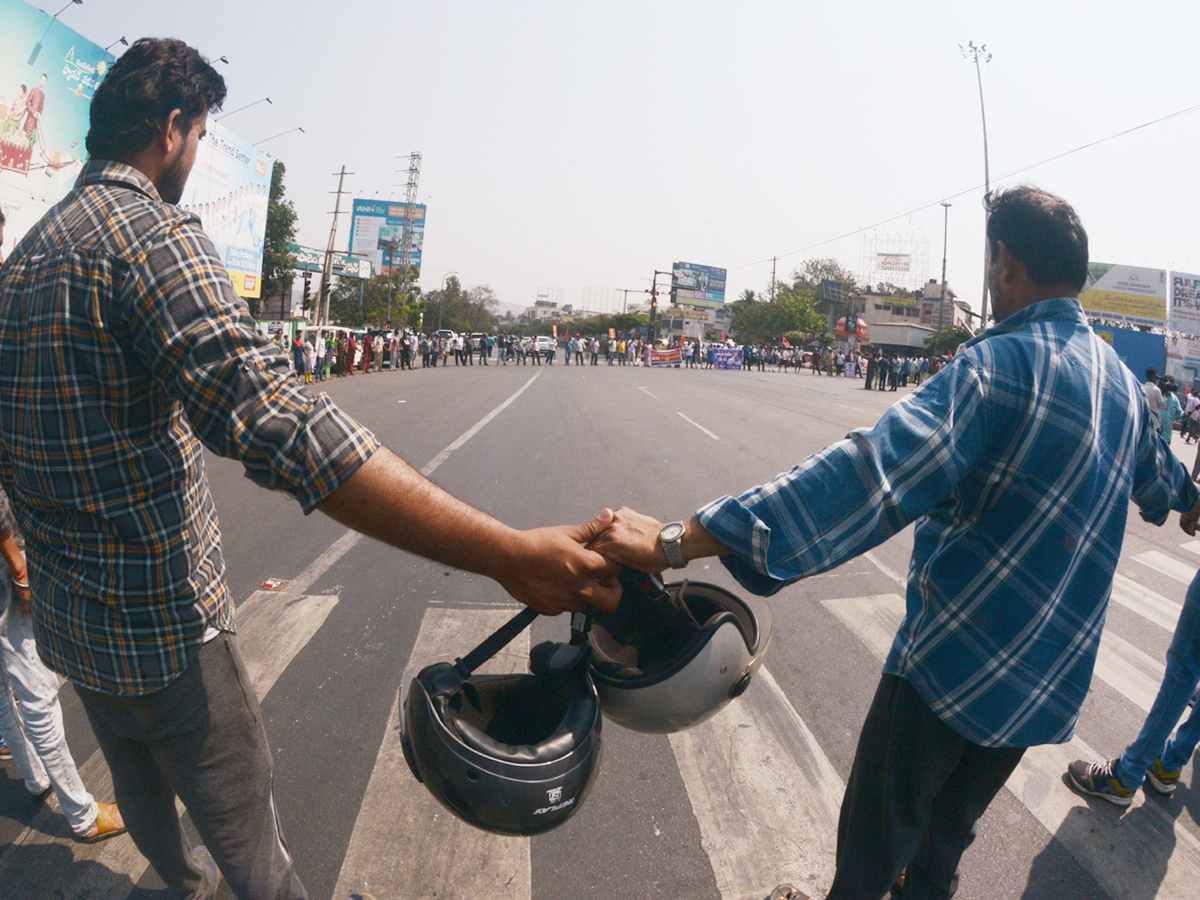 AP Bandh Over Privatization Of Visakhapatnam Steel Plant photo Gallery - Sakshi8