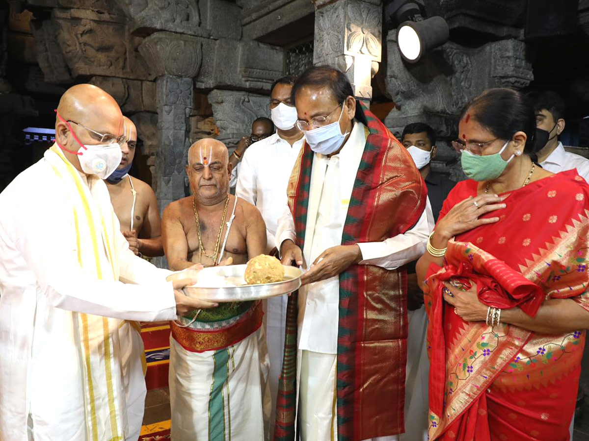 Vice President M. Venkaiah Naidu visited Thirumala Photo Gallery - Sakshi11