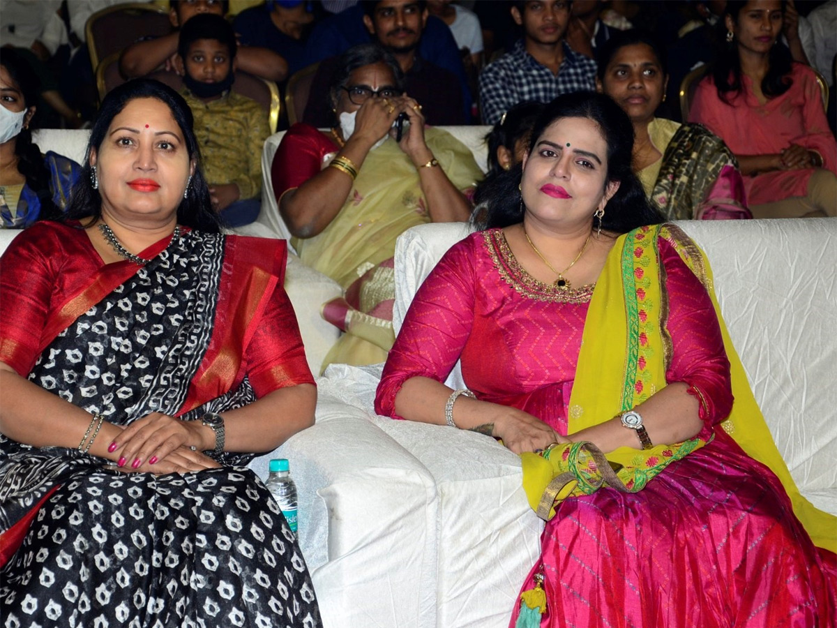 Gaali Sampath Pre Release Event Pics - Sakshi11