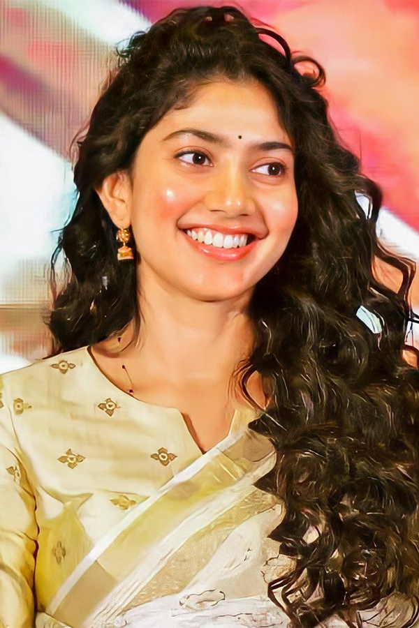 Actress Sai Pallavi Latest Photo Gallery - Sakshi12