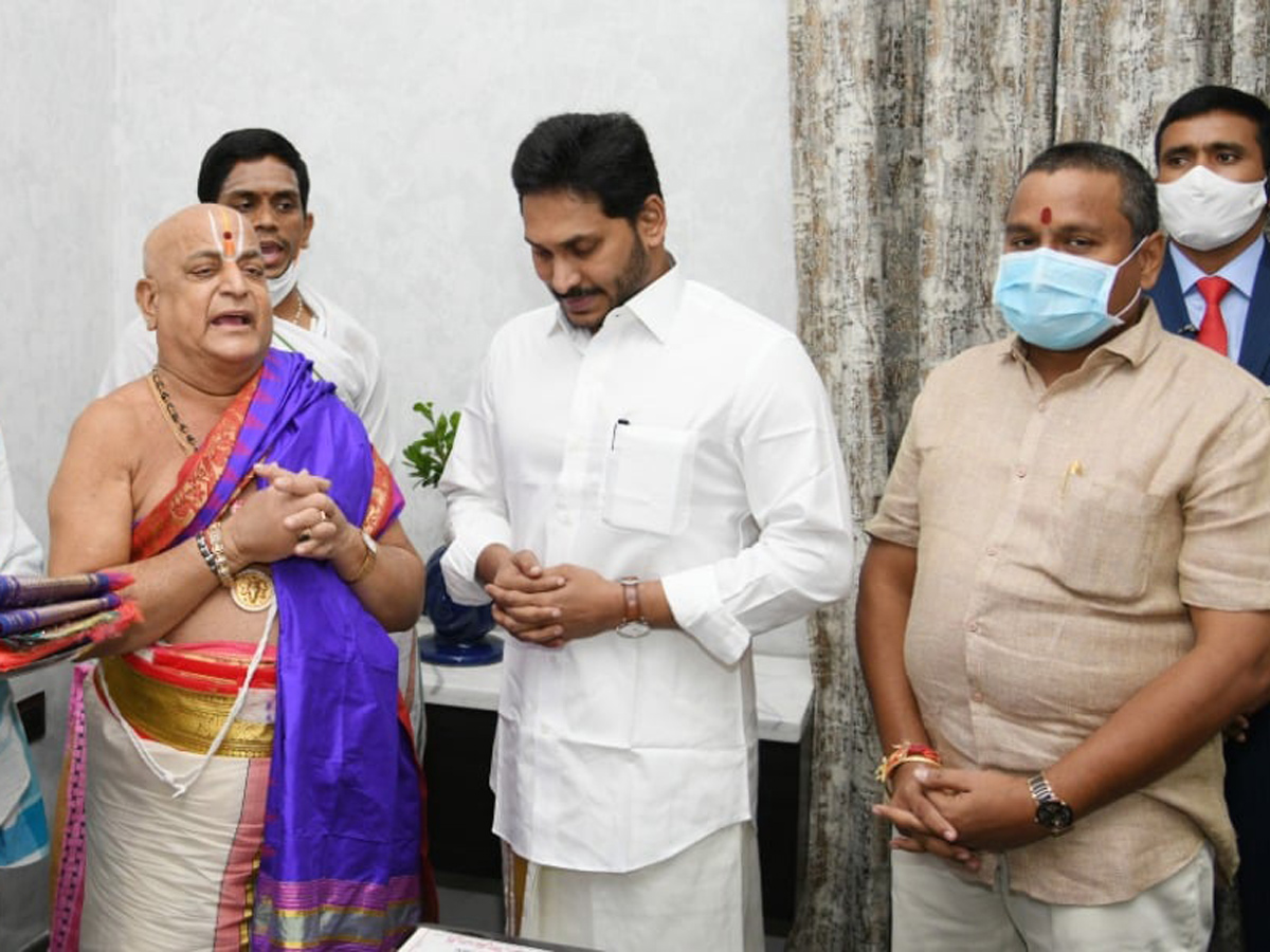 AP CM YS Jagan Joins Ugadi Celebrations Photo Gallery - Sakshi8