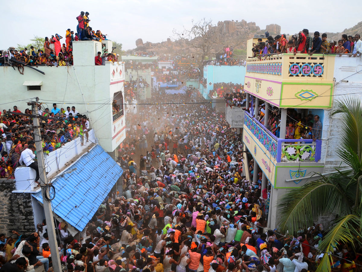 Pidakala Samaram Festival In Kairuppala Photo Gallery - Sakshi15