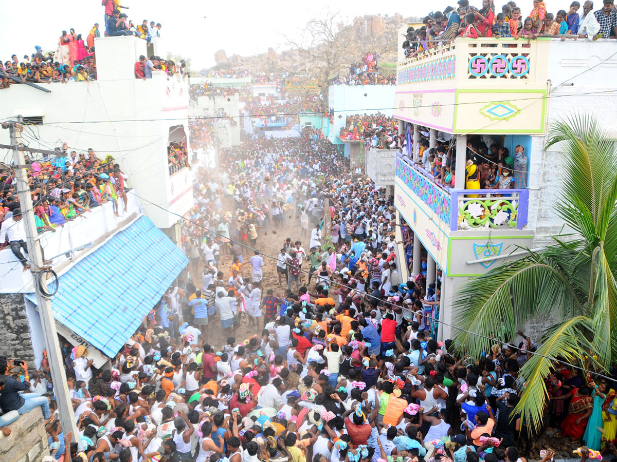 Pidakala Samaram Festival In Kairuppala Photo Gallery - Sakshi6