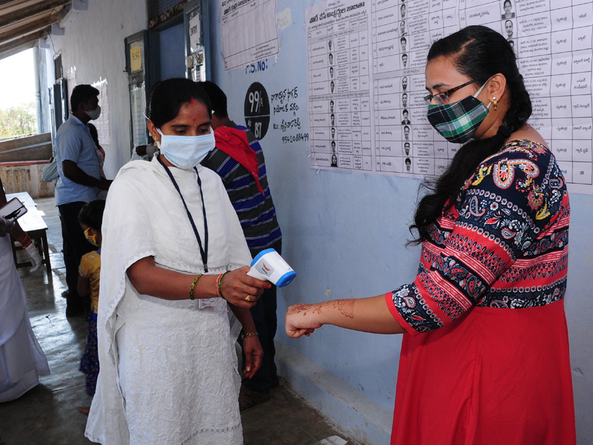 Nagarjuna Sagar By-Election Polling Photo Gallery - Sakshi14