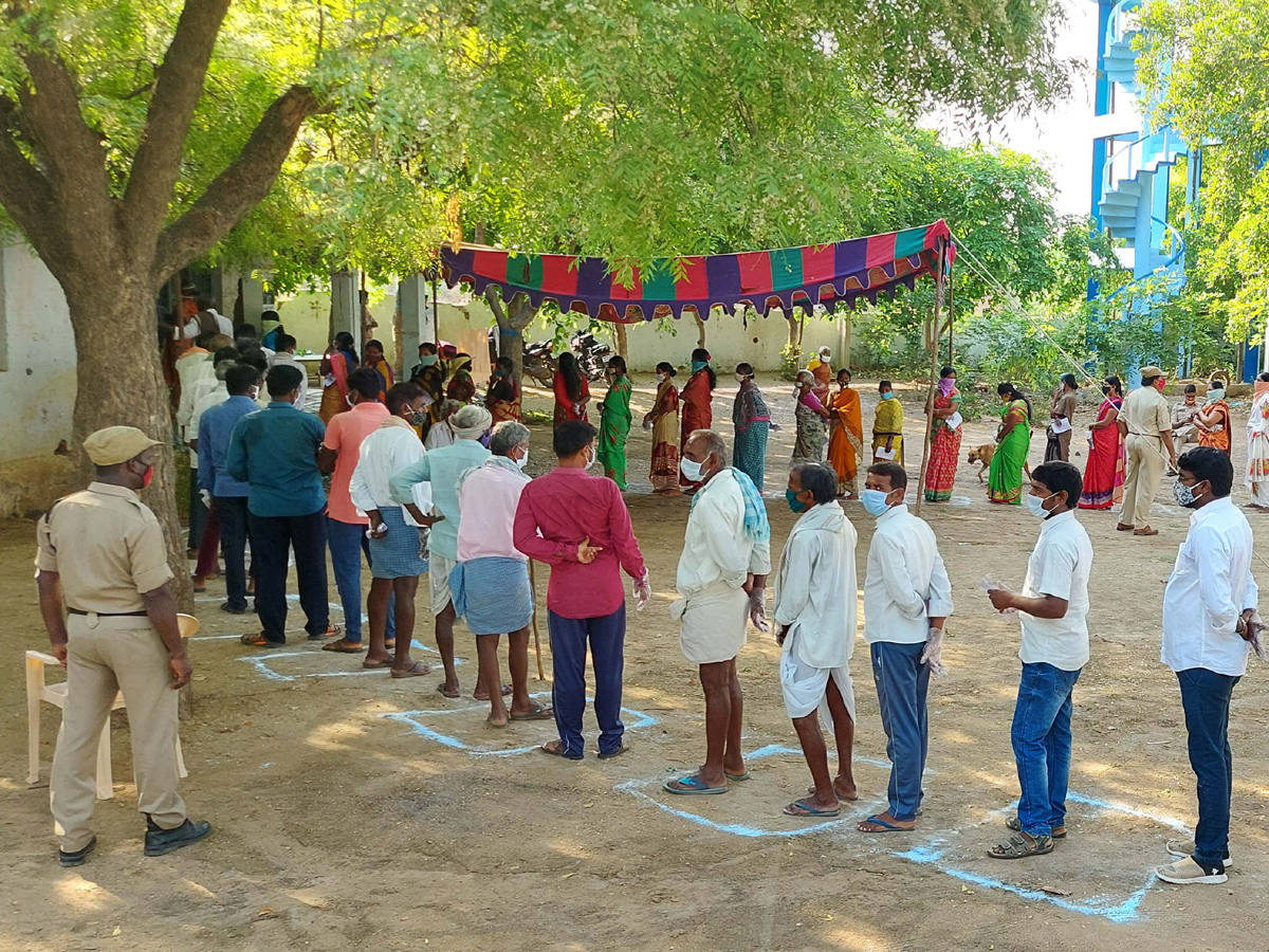 Nagarjuna Sagar By-Election Polling Photo Gallery - Sakshi24